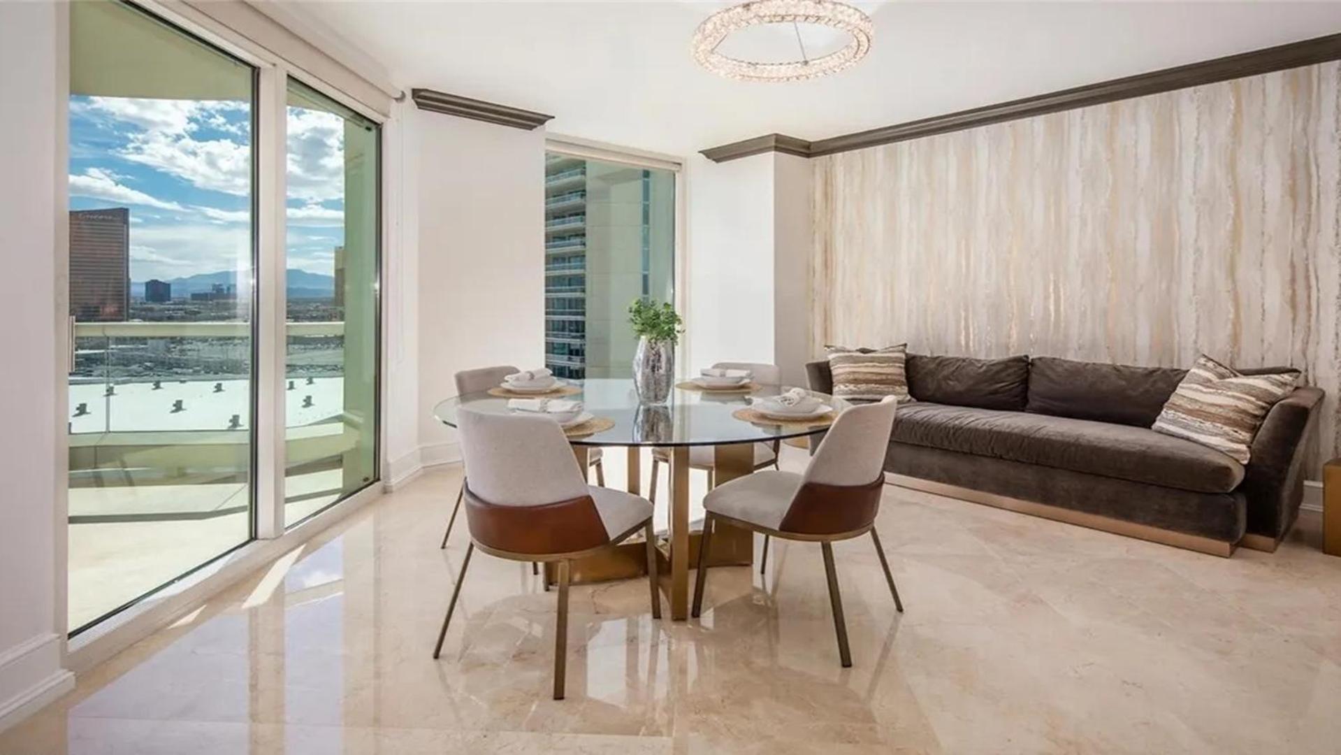 Stunning Four Bedroom Fully Professionally Remodeled Apartment Las Vegas Exterior foto